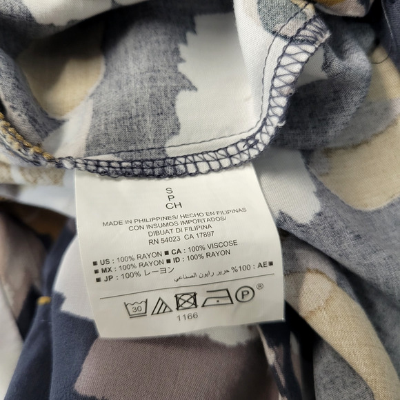 Old Navy Romper Shorts Womens Small Floral Long Sleeve Drawstring Waist Pockets - Picture 14 of 16